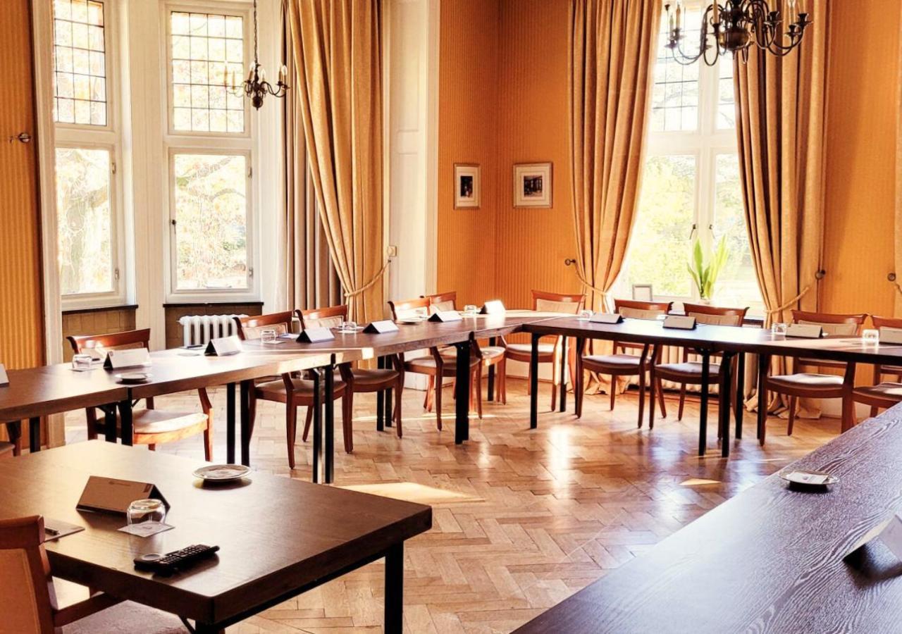 Hotel Landgoed Huize Bergen Den Bosch - 4*