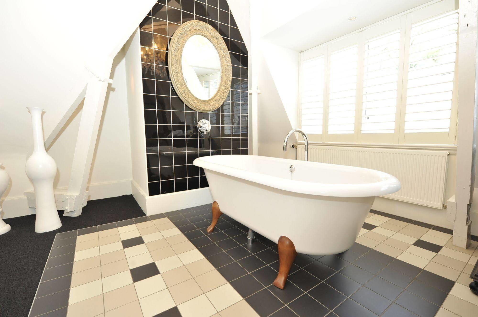 Landgoed Huize Bergen Den Bosch - 4* Vught